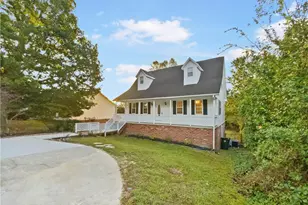 1042 Ball Park Rd, Thomasville, NC 27360 - Photo 18