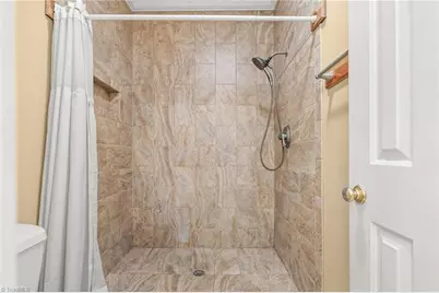 921 Flicker Lane, High Point, NC 27262 - Photo 24