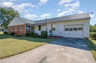 955 Main St, Yanceyville, NC 27379 - Photo 24