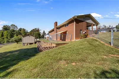 107 Delta Street, Lexington, NC 27295 - Photo 28