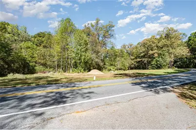 000 Courtney Huntsville Road, Yadkinville, NC 27055 - Photo 6