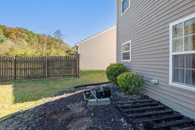 2136 Burton Run Road, High Point, NC 27262 - Photo 38