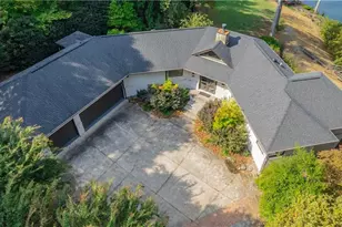 308 Lake Point Ln, Belews Creek, NC 27009 - Photo 2