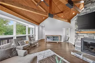 308 Lake Point Ln, Belews Creek, NC 27009 - Photo 8