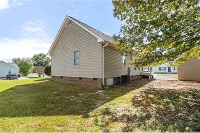 300 Manning Way, Elon, NC 27244 - Photo 20