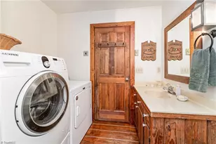 3607 Nc Hwy 268, Pilot Mountain, NC 27041 - Photo 26