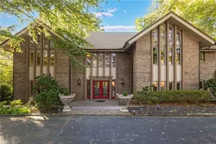 201 Cascade Dr, High Point, NC 27265 - Photo 1