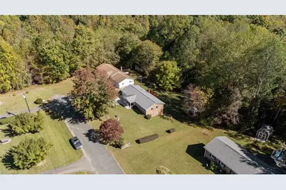 140 Nevada Avenue, Mount Airy, NC 27030 - Photo 30