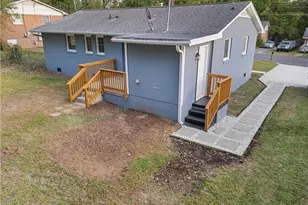 1517 Guest St, Greensboro, NC 27405 - Photo 10