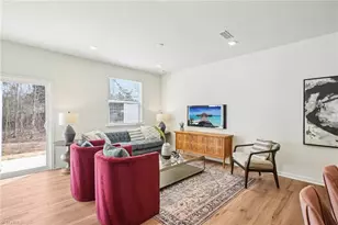 128 Parker Ln, Mebane, NC 27302 - Photo 8