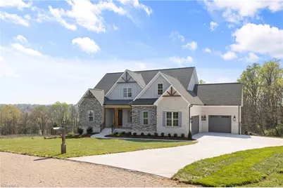3973 Valley View Circle, Clemmons, NC 27012 - Photo 2