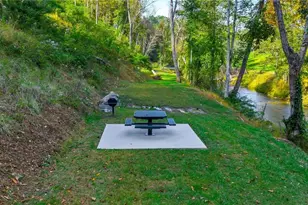 379 Turtle Rdg Rd, Sparta, NC 28675 - Photo 12