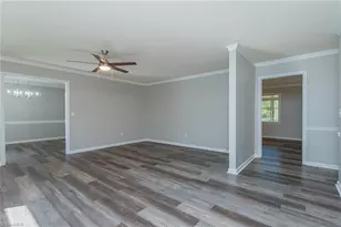 424 Northampton Dr, Asheboro, NC 27205 - Photo 8