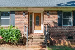 424 Northampton Dr, Asheboro, NC 27205 - Photo 4