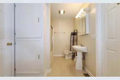 2301 Griffith Road, Winston-Salem, NC 27103 - Photo 24