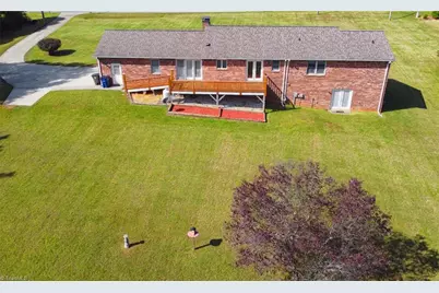 2301 Griffith Road, Winston-Salem, NC 27103 - Photo 46