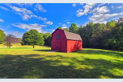 2301 Griffith Road, Winston-Salem, NC 27103 - Photo 46