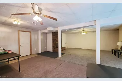 2301 Griffith Road, Winston-Salem, NC 27103 - Photo 32