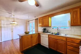 2301 Griffith Rd, Winston-Salem, NC 27103 - Photo 12