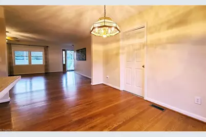 2301 Griffith Road, Winston-Salem, NC 27103 - Photo 10