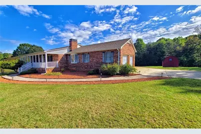 2301 Griffith Road, Winston-Salem, NC 27103 - Photo 2