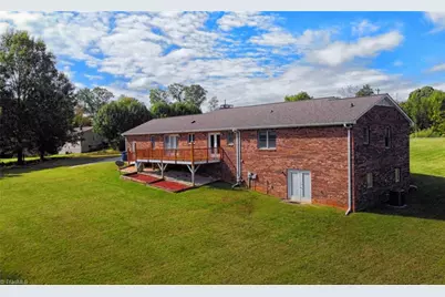 2301 Griffith Road, Winston-Salem, NC 27103 - Photo 36