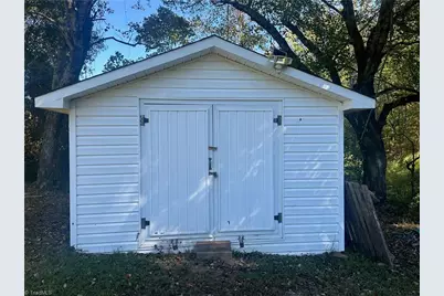 4761 Ader Drive, Winston-Salem, NC 27105 - Photo 30