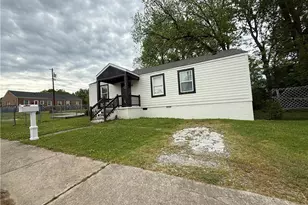 915 E Bragg St, Greensboro, NC 27406 - Photo 1