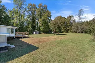 9225 Sahabi Rd, Kernersville, NC 27284 - Photo 32