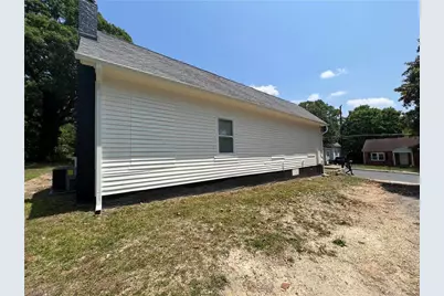 409 E Whittington Street, Greensboro, NC 27406 - Photo 10