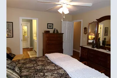 894 Peachtree Meadows Circle, Kernersville, NC 27284 - Photo 12