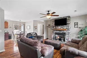 405 Northridge Dr, Eden, NC 27288 - Photo 12