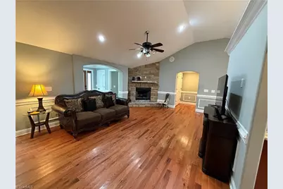 4535 Zachary Street, Winston-Salem, NC 27107 - Photo 4