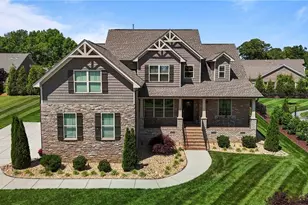 1096 Crestwell Dr, Burlington, NC 27215 - Photo 1