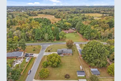 1843 Weant Road, High Point, NC 27263 - Photo 28