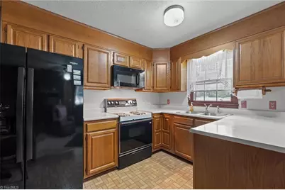 1843 Weant Road, High Point, NC 27263 - Photo 10