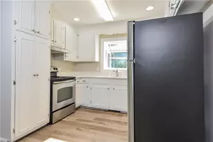 304 Springtime Dr, Greensboro, NC 27409 - Photo 4