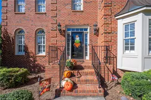 8930 Doubletree Ln, Clemmons, NC 27012 - Photo 4