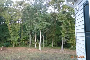 2521 Henley Ln, Walkertown, NC 27051 - Photo 6