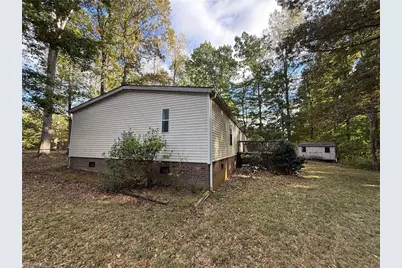6802 Kerr Drive, Randleman, NC 27317 - Photo 8