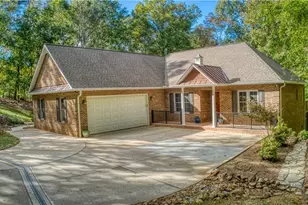 906 Rocky Cove Ln, Denton, NC 27239 - Photo 2