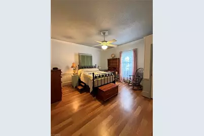 724 Summit Street, Walnut Cove, NC 27052 - Photo 36