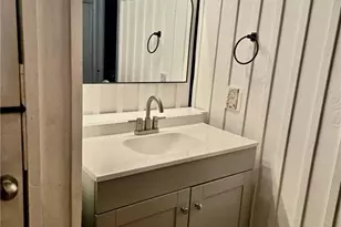 724 Summit St, Walnut Cove, NC 27052 - Photo 16