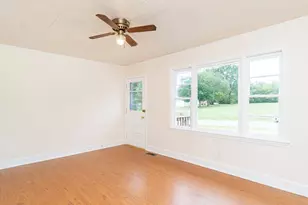 411 Lincoln St, Burlington, NC 27217 - Photo 6