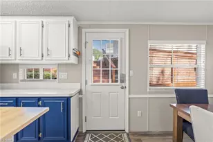 147 Badin Lk Cir, New London, NC 28127 - Photo 4