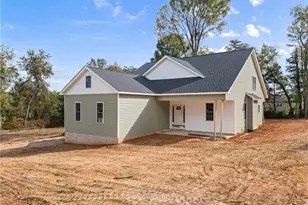 4632 Pinehill Dr, Pfafftown, NC 27040 - Photo 1