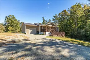 296 Elijah Beck Rd, Lexington, NC 27292 - Photo 2