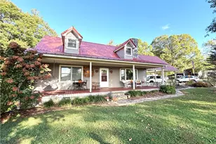 1517 Buffalo Rd, Sandy Ridge, NC 27046 - Photo 2