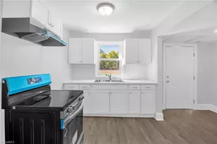 215 Orr St, Kernersville, NC 27284 - Photo 16