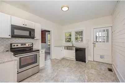 909 Burlington Avenue, Gibsonville, NC 27249 - Photo 10